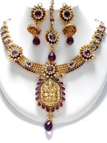 Polki Necklace Set